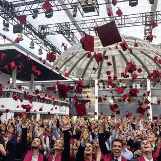 Retour sur la cérémonie de remise de diplômes ingénieurs 2024 - CentraleSupélec